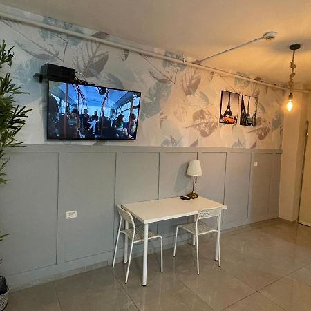 דירות רוטשילד Petach Tikva Ngoại thất bức ảnh